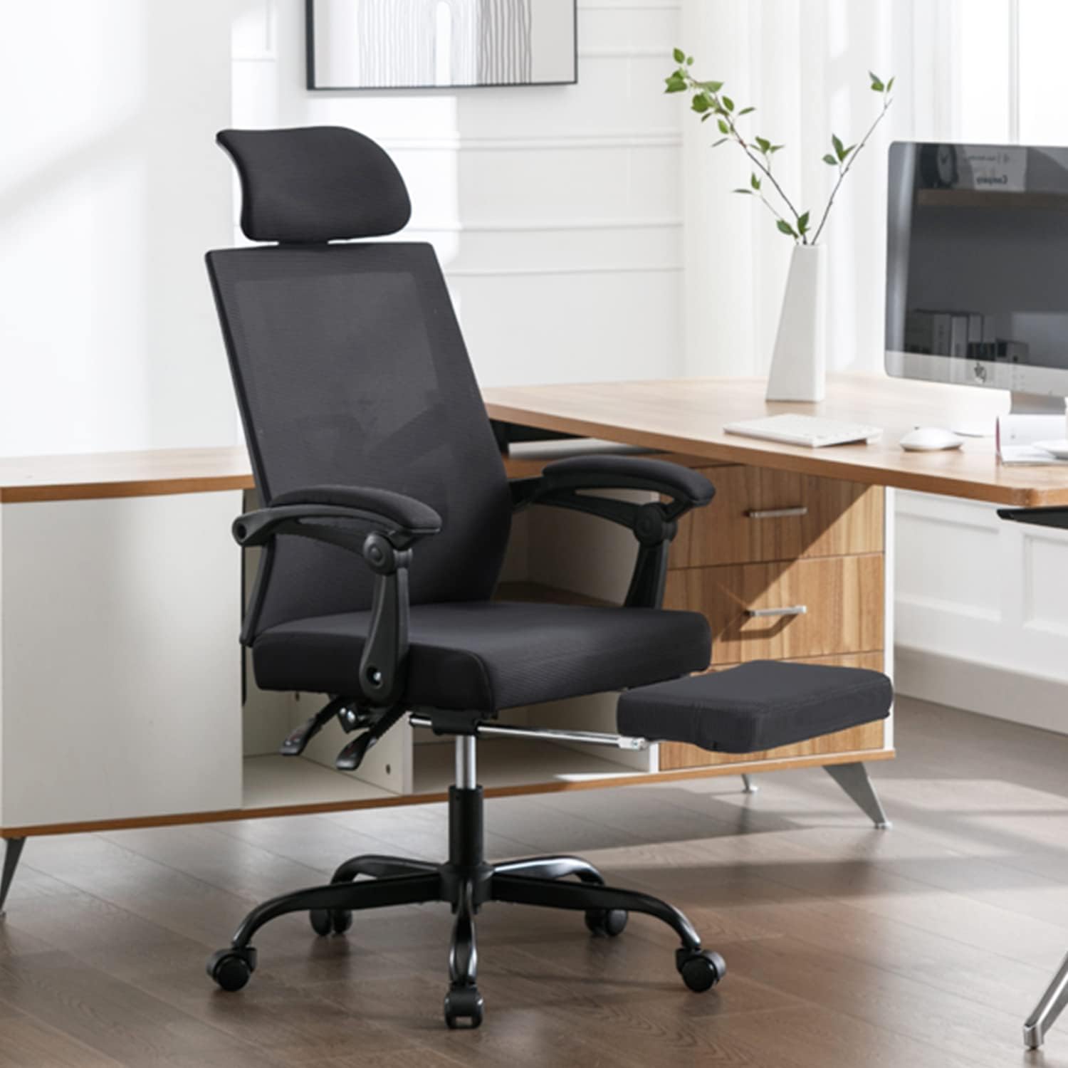 Qulomvs Mesh Ergonomic Office Chair with Footrest Home Office Desk Chair with Headrest and Backrest 90-135 Adjustable Computer Executive Desk Chair with Wheels 360 Swivel Task Chair