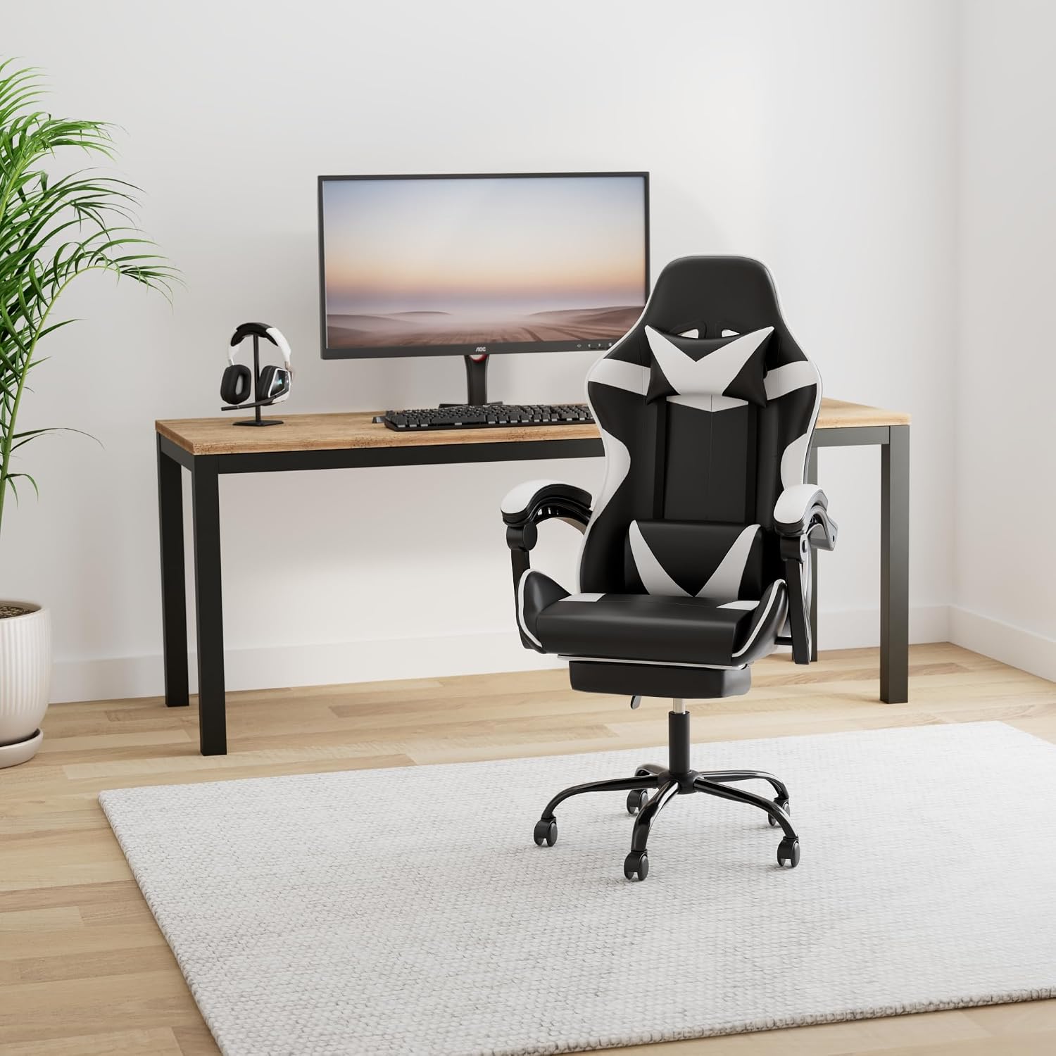 YSSOA Gaming Chair, Computer Chair with Footrest, Height Adjustable & 90°-135° Tilt Function, Swivel Recliner Ergonomic Racing Style Video Game Chair with Lumbar Support (Black/White)