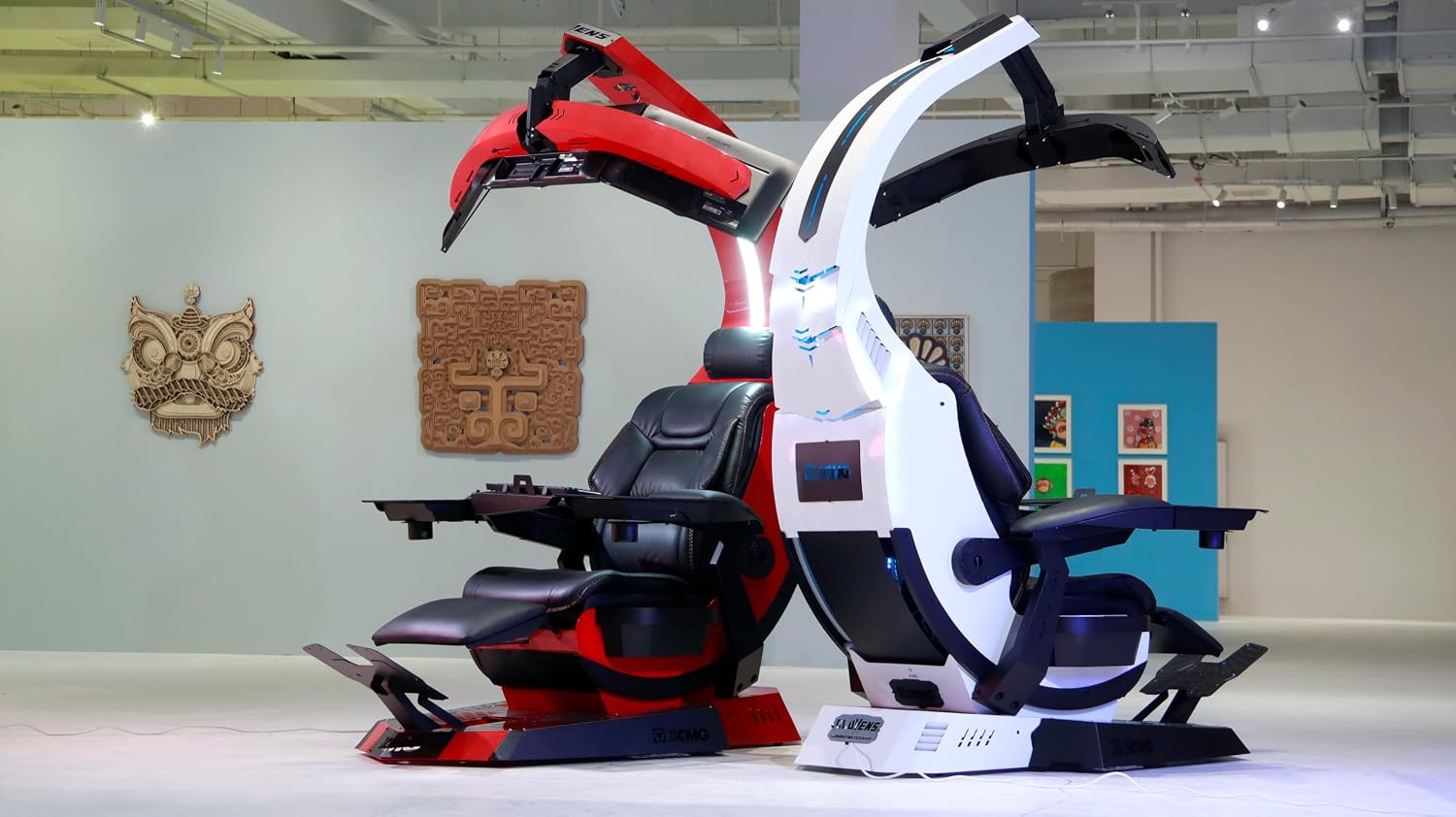 Imperatorworks CLUVENS Manticore Model Zero Gravity Gaming Chair Cockpit Gaming Workstation Executive seat (Black) Support 3 Monitors 1 * 49'/57' Monitor can Extend to 5 Monitors