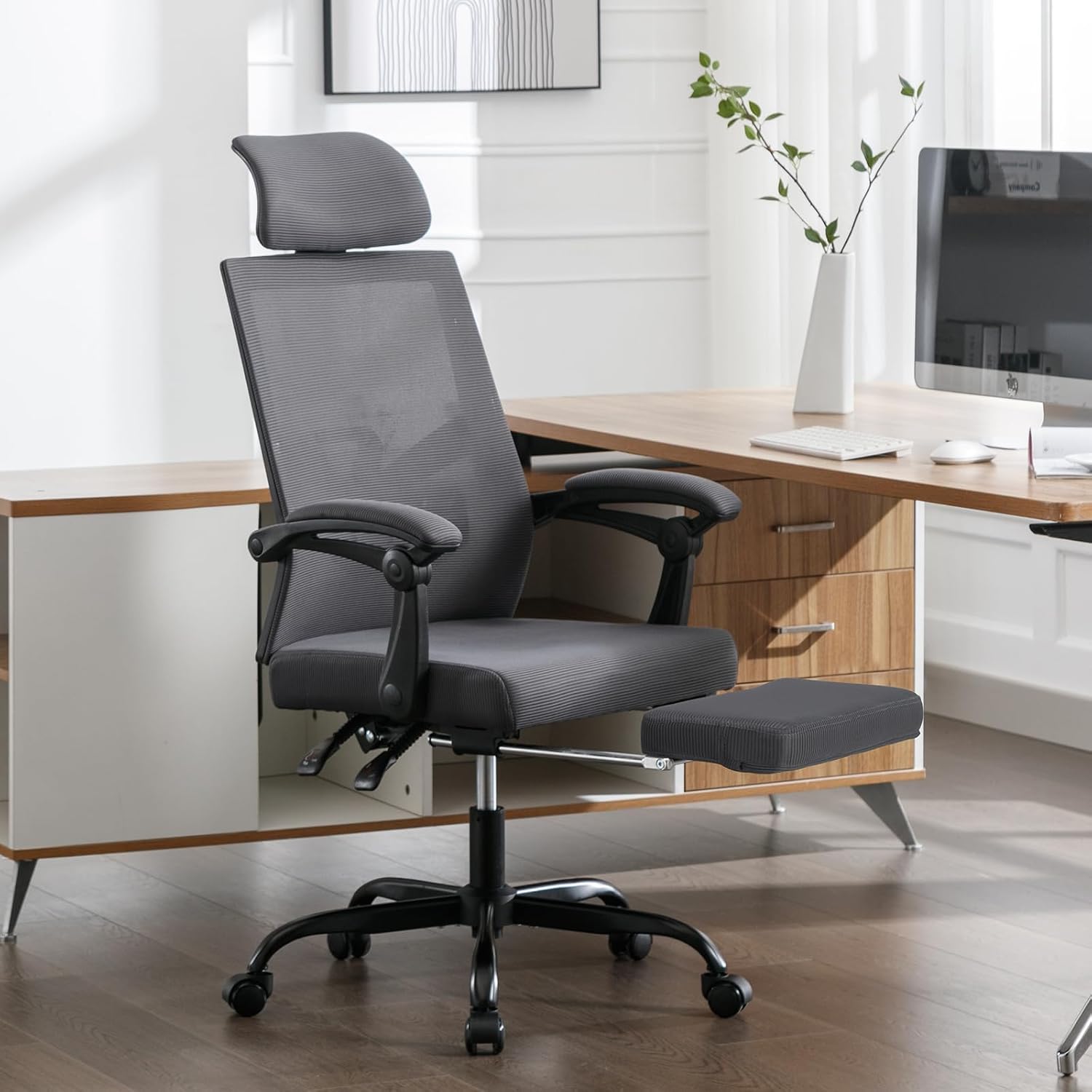 Qulomvs Mesh Ergonomic Office Chair with Footrest Home Office Desk Chair with Headrest and Backrest Adjustable Computer Executive Desk Chair with Wheels 360 Swivel Task Chair