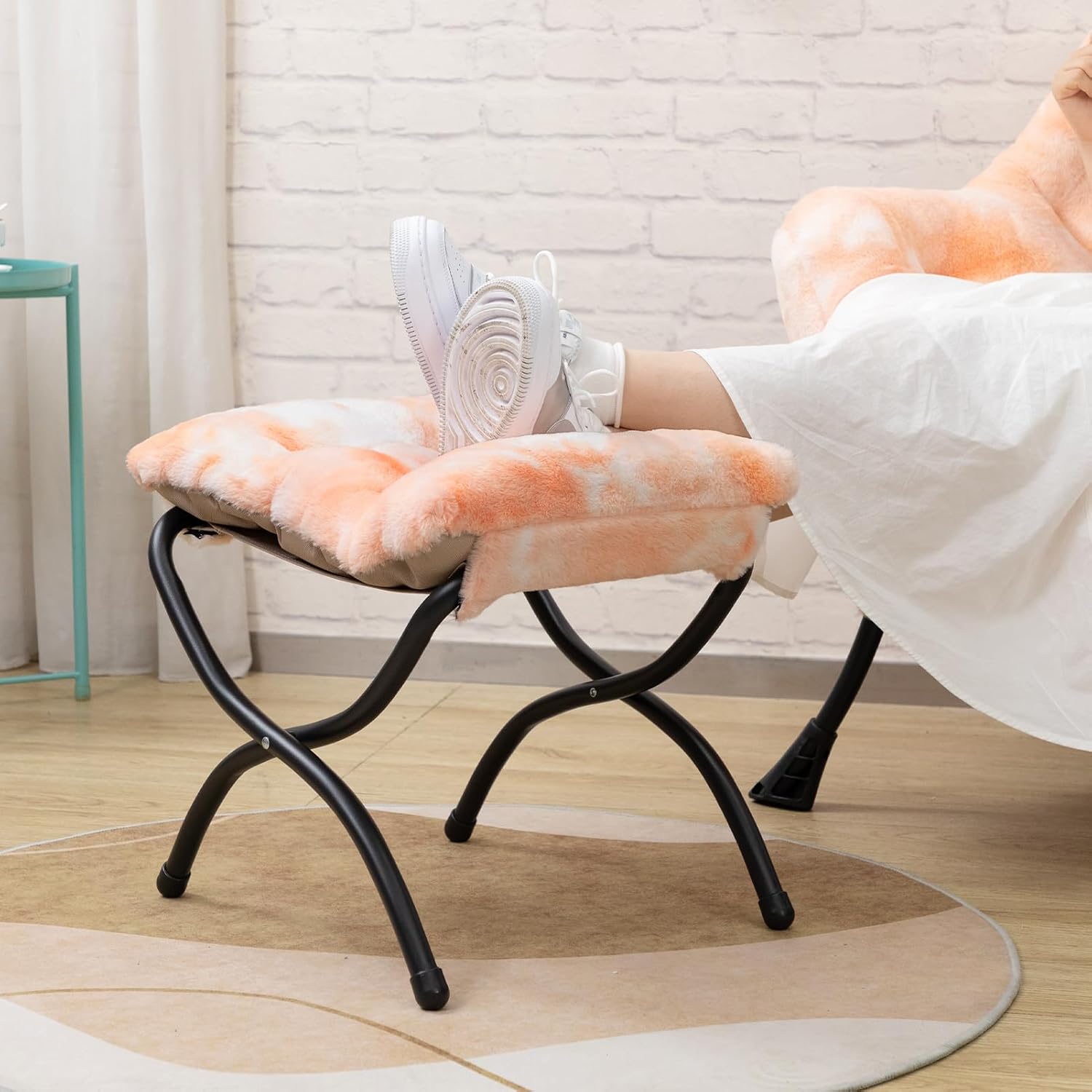 HollyHOME Lazy Chair with Foldable Ottoman, Accent Comfy Lounge Armchair and Folding Footrest Stool, Leisure Sofa Reading Chair and Footstool for Living Room, Bedroom, Dorm,Faux Fur Peach
