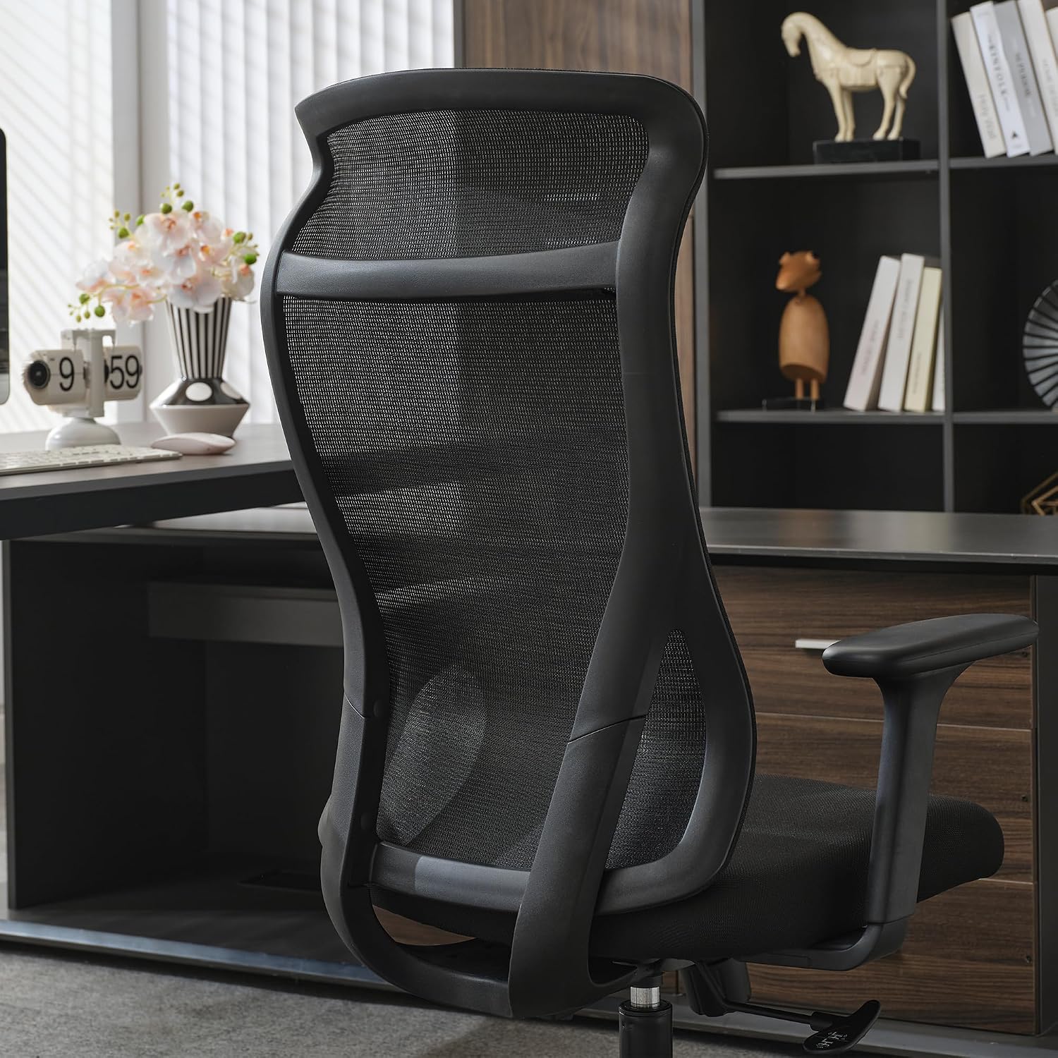 Qulomvs Mesh Ergonomic Office Chair Home Office Desk Chair with Headrest Height Adjustable Computer Executive Desk Chair with Wheels 360 Swivel Task Chair