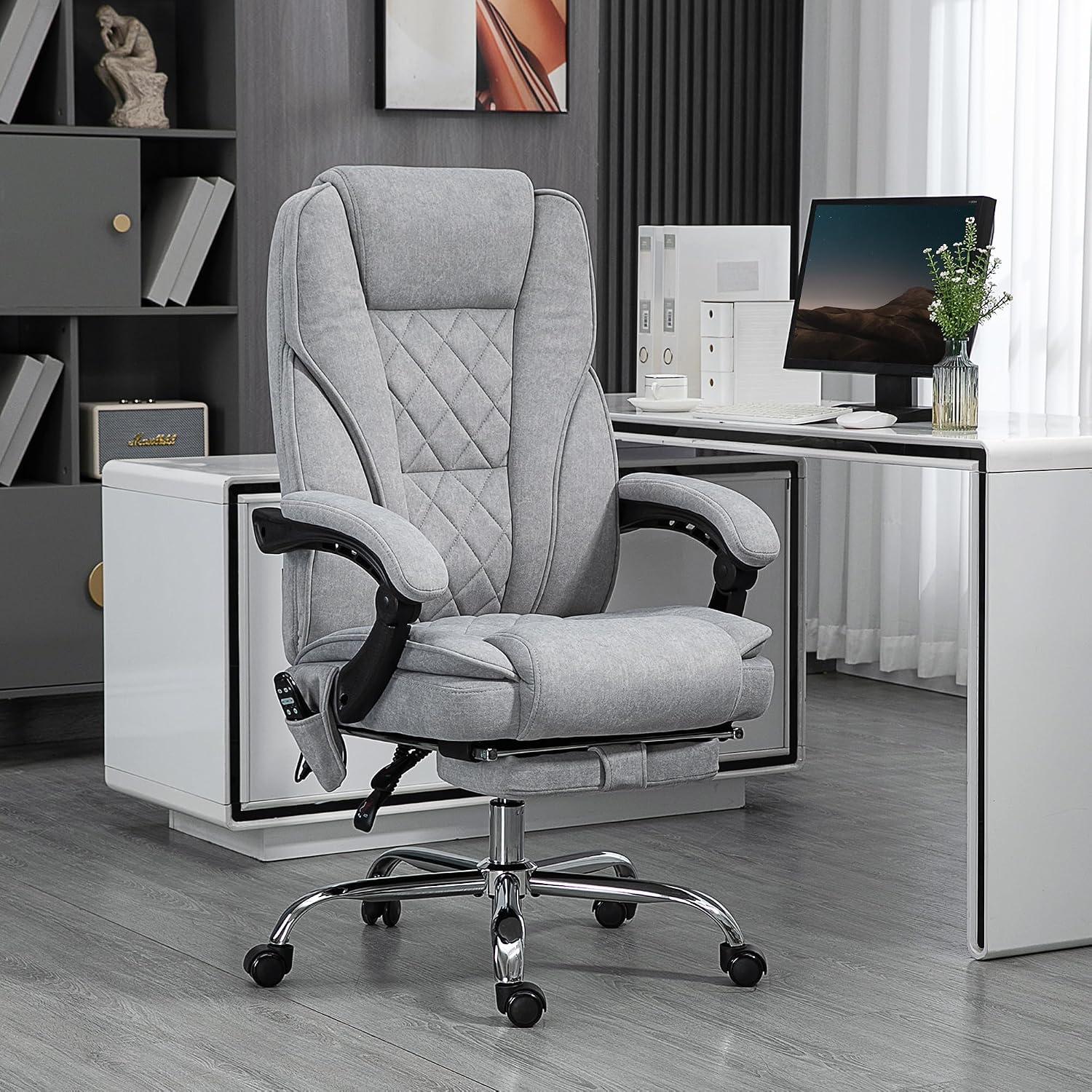 Vinsetto Massage Office Chair with Foot Rest, Executive Computer Desk Chair with 6 Vibration Point and Heat, Reclining Backrest, Swivel Wheels, Adjustable Height, Gray