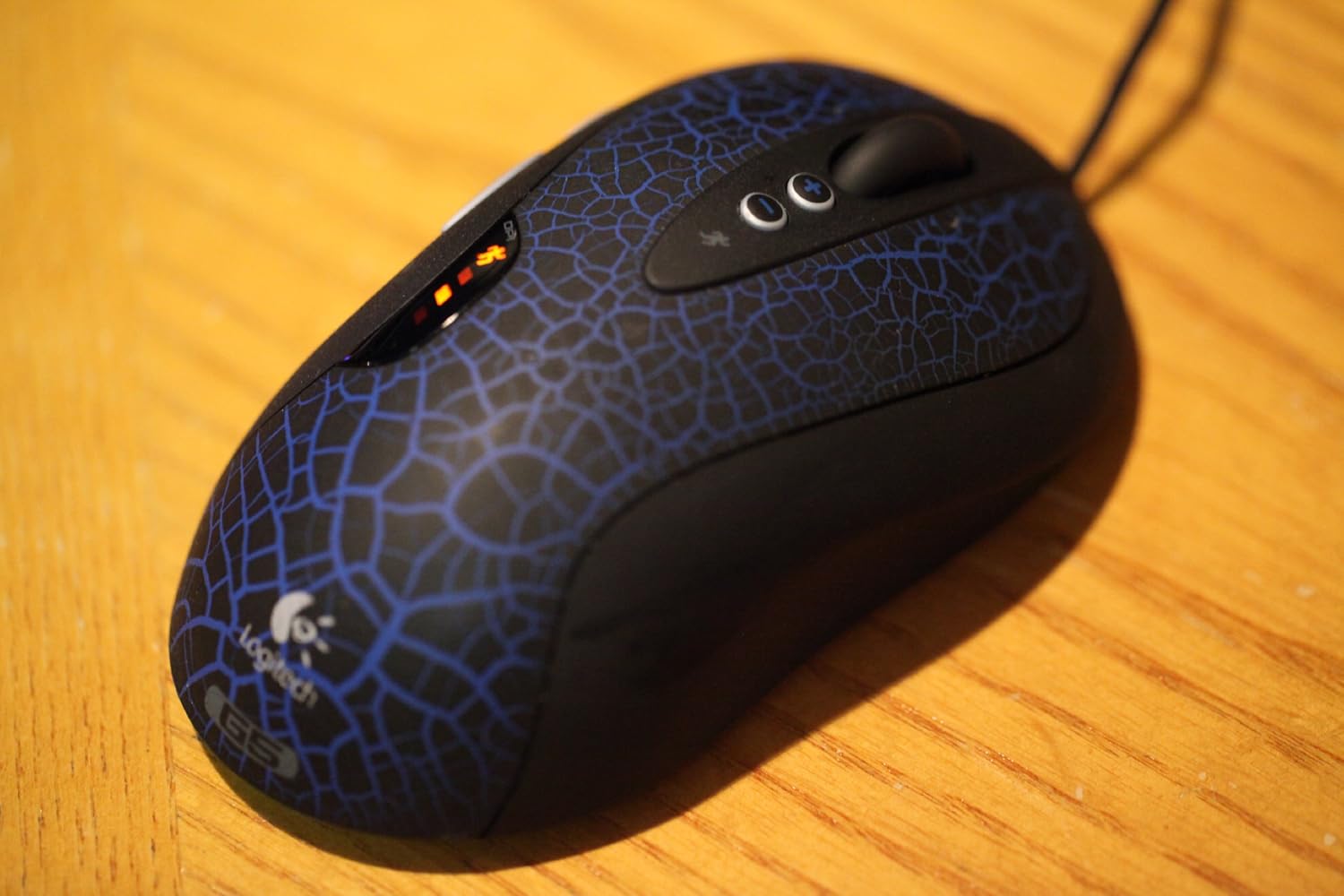 Logitech G5 USB Laser Gaming Mouse w/Adjustable Weight Cartridge