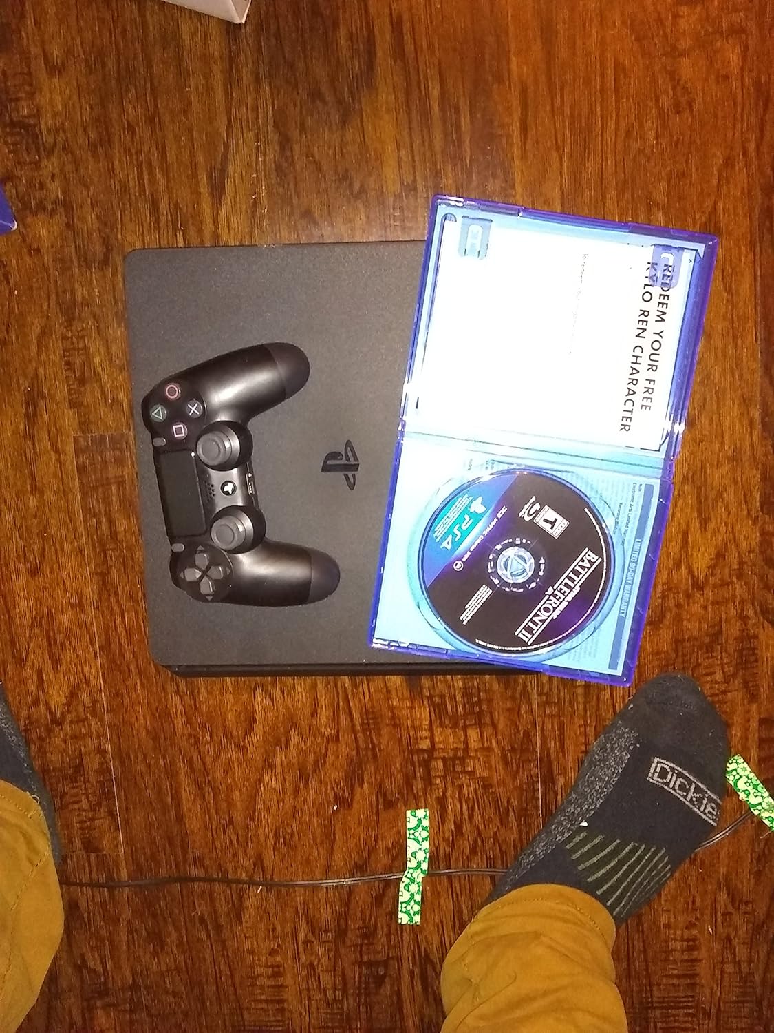 Sony Computer Entertainment PS4 1TB HW Star Wars Battlefront 2 Bundle - PlayStation 4