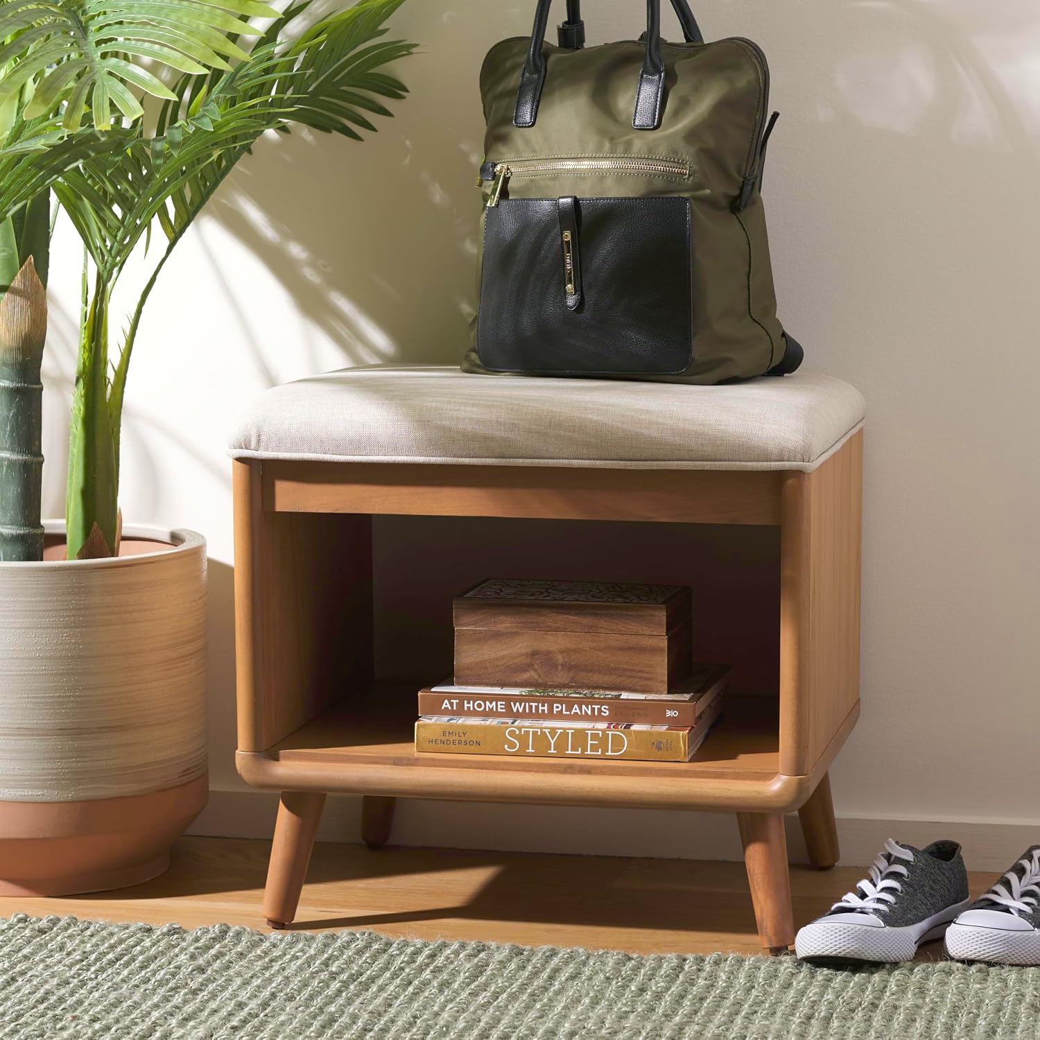 SAFAVIEH Home Collection Solo Cream/Natural Open Shelf Bench with Cushion